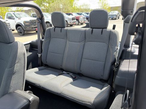 Used 2025 Jeep Wrangler Sport AWD/4WD image 3