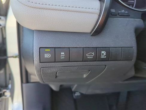Used 2022 Toyota Camry LE FWD image 13
