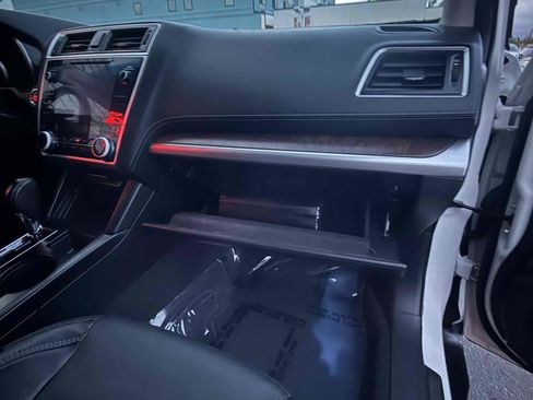 Used 2018 Subaru Outback 2.5i Limited image 47