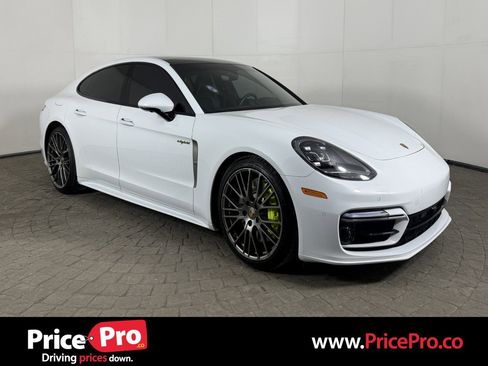 Used 2023 Porsche Panamera 4 Platinum Edition image 1