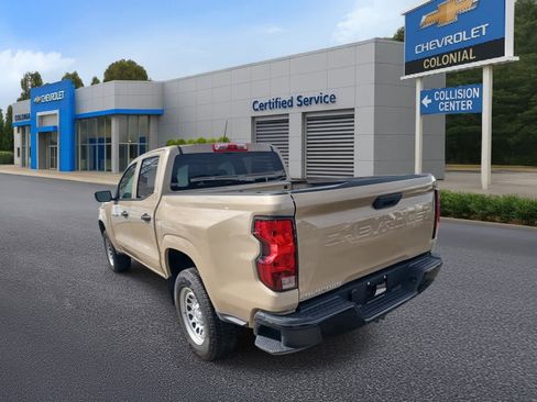 Used 2024 Chevrolet Colorado W/T image 5