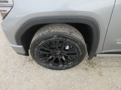 New 2026 GMC Sierra 1500 Denali image 13