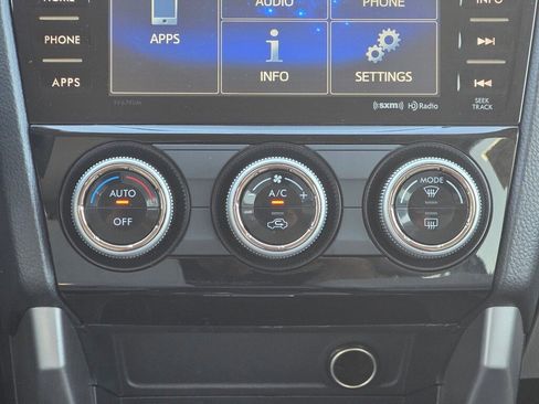 Used 2018 Subaru Forester 2.5i Premium image 13