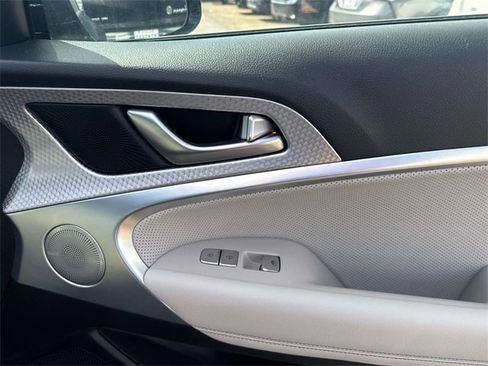 Used 2023 Genesis G70 2.0T w/ Sport Prestige Package image 16