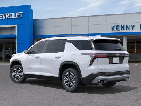 New 2026 Chevrolet Traverse LT FWD image 3
