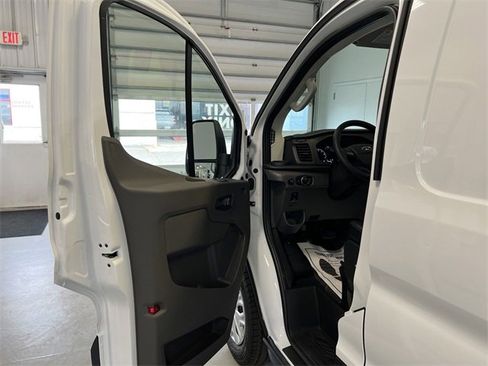 Used 2024 Ford Transit 250 Low Roof image 10