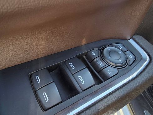 Used 2024 GMC Sierra 3500 Denali w/ Denali Reserve Package image 12