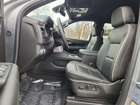 Used 2024 GMC Yukon SLT image 14