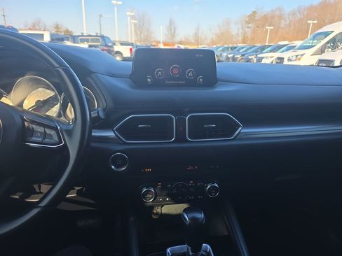 Used 2017 MAZDA CX-5 Touring image 29