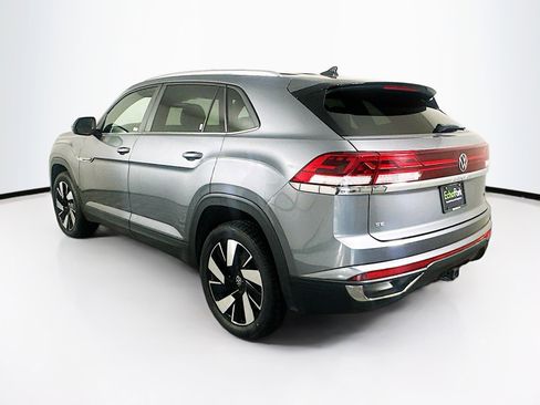 Used 2024 Volkswagen Atlas Cross Sport SE AWD/4WD image 5
