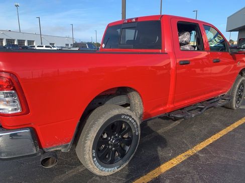 Used 2024 RAM 2500 Tradesman w/ Chrome Appearance Group image 6