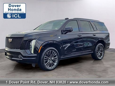 Used 2025 Cadillac Escalade Sport Platinum w/ LPO, Floor Liner Package image 1