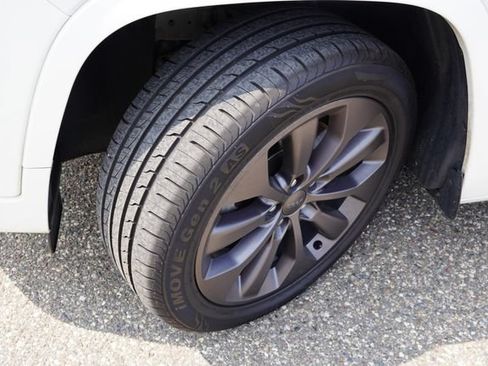 Used 2019 Jeep Cherokee High Altitude AWD/4WD image 13