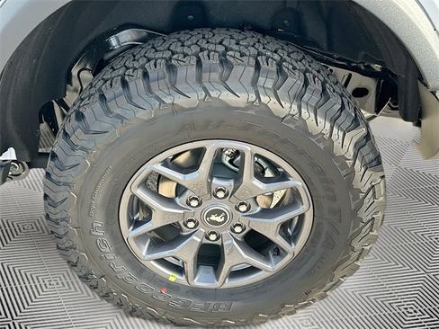 New 2025 Ford Bronco Badlands image 20