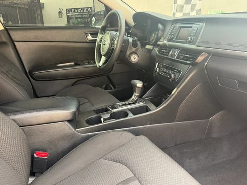 Used 2016 Kia Optima LX FWD image 9