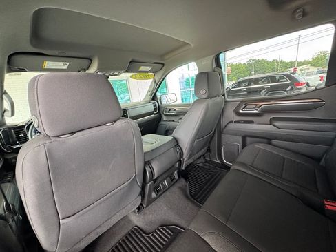 Used 2023 Chevrolet Silverado 1500 LT AWD/4WD image 23