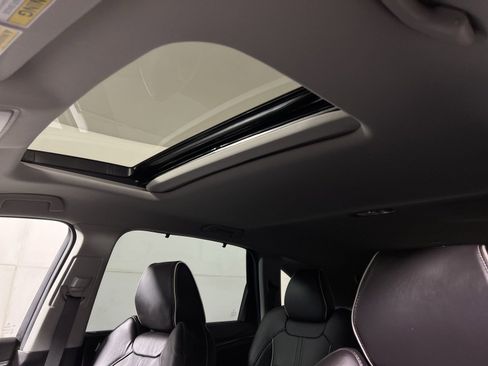 Used 2020 Acura MDX SH-AWD w/ Advance Package image 24