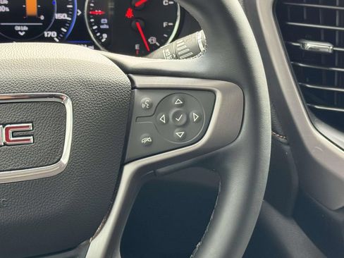 Used 2023 GMC Acadia AT4 w/ Technology Package AWD/4WD image 22