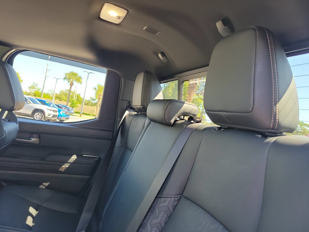 Used 2025 Toyota Tacoma Limited AWD/4WD image 23