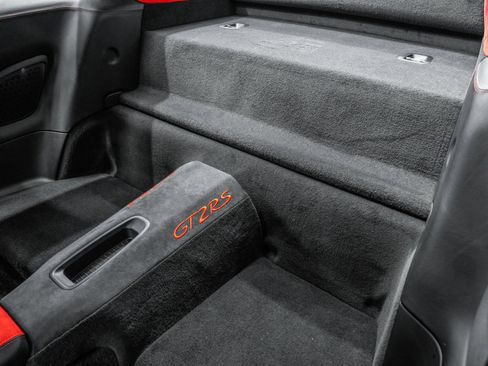 Used 2018 Porsche 911 GT2 RS w/ Weissach Package image 15