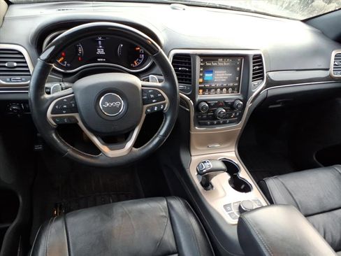 Used 2015 Jeep Grand Cherokee Overland w/ Advanced Technology Group image 8