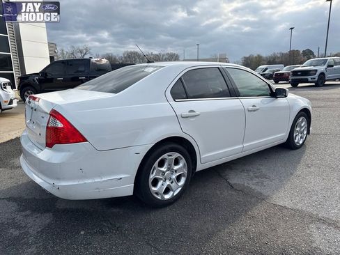 Used 2010 Ford Fusion SE image 6