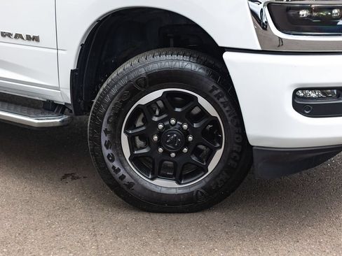 Used 2025 RAM 3500 Laramie AWD/4WD image 4