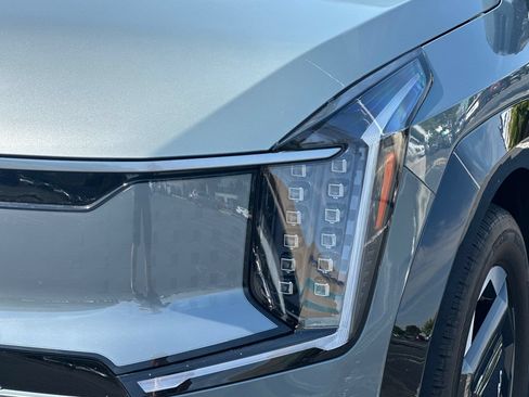 Certified 2024 Kia EV9 Land AWD/4WD image 52
