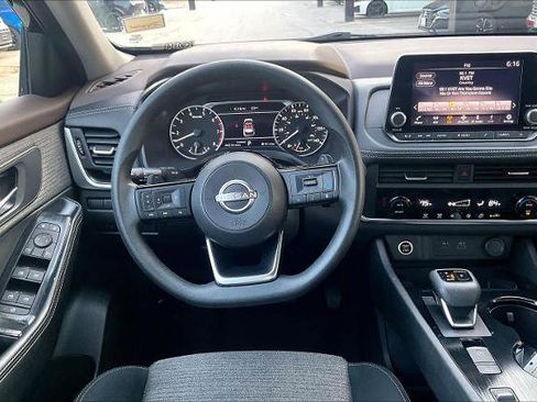 Certified 2023 Nissan Rogue SV image 6