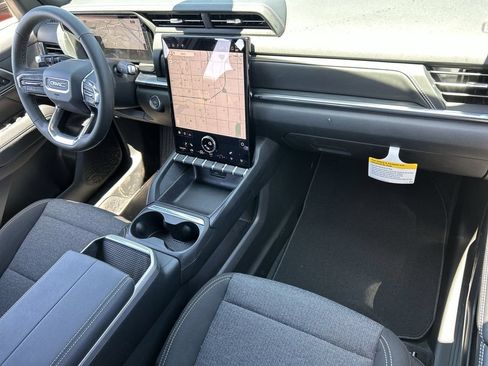 New 2026 GMC Terrain Elevation FWD image 29