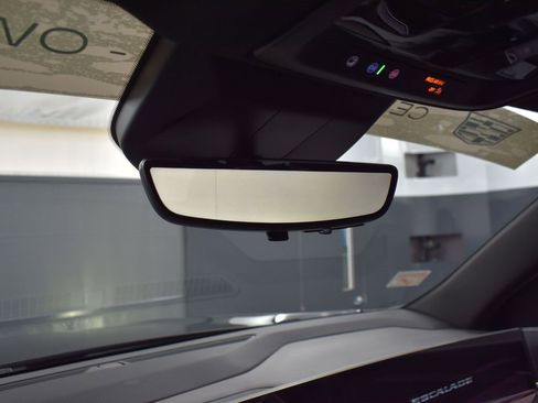 Certified 2025 Cadillac Escalade ESV Sport w/ Touring Package image 20