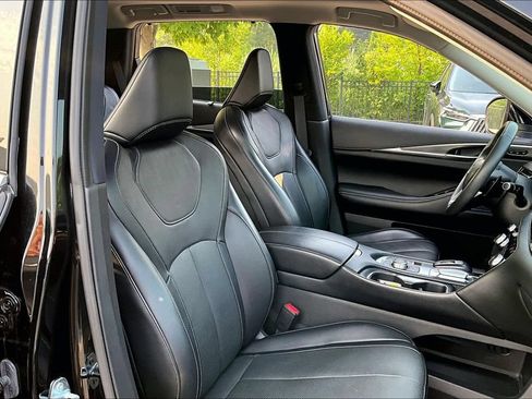Certified 2023 INFINITI QX60 Luxe w/ Cargo Package AWD/4WD image 28