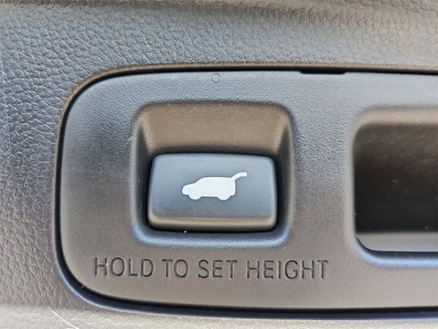 Used 2023 Honda CR-V EX-L image 13