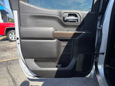 Used 2022 Chevrolet Silverado 1500 RST w/ Convenience Package II RWD image 19