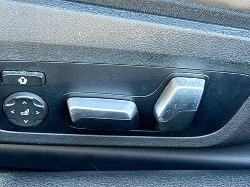 Used 2023 BMW M850i xDrive Convertible image 24