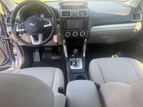 Used 2018 Subaru Forester 2.5i Premium w/ All-Weather Package AWD/4WD image 11