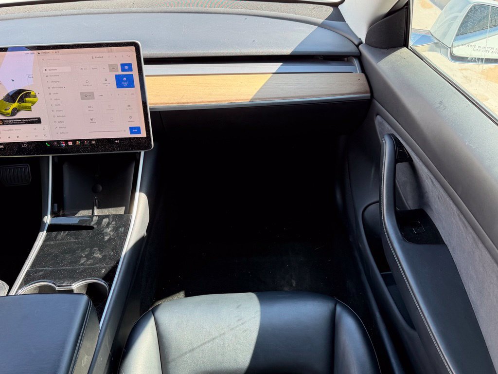 Used 2019 Tesla Model 3 Standard Range Plus RWD image 9