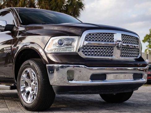 Used 2016 RAM 1500 Laramie w/ Convenience Group RWD image 4