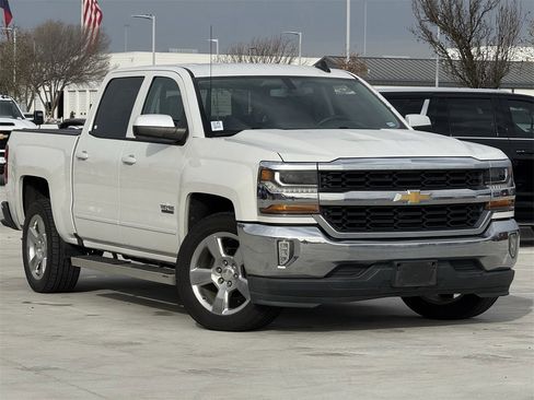 Used 2017 Chevrolet Silverado 1500 LT w/ Texas Edition image 2