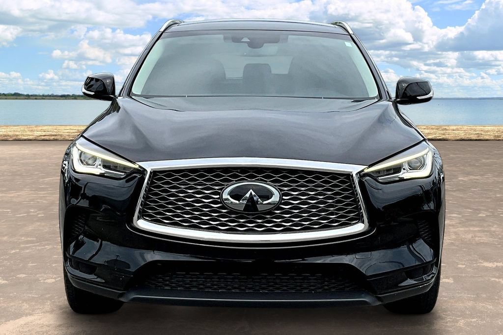 Used 2023 INFINITI QX50 Luxe FWD image 2