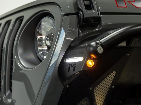 Used 2023 Jeep Gladiator Rubicon w/ Cold Weather Group image 97