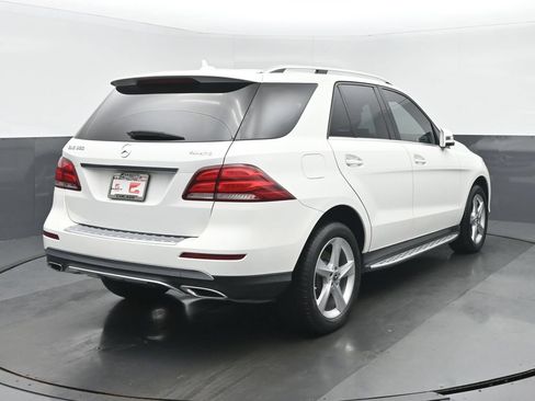 Used 2017 Mercedes-Benz GLE 350 4MATIC image 4