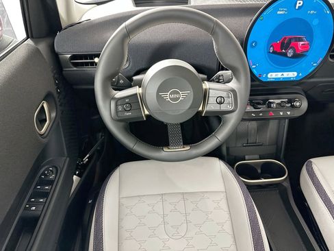 Certified 2025 MINI Cooper S image 19