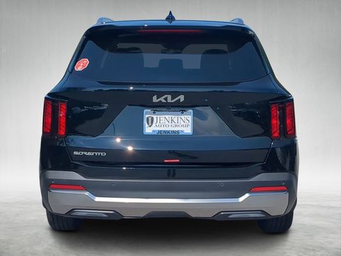 New 2026 Kia Sorento S w/ S Panoramic Sunroof Package image 4
