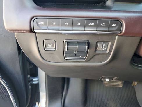 Certified 2023 Cadillac Escalade ESV Premium Luxury Platinum w/ LPO, Radiant Package image 34