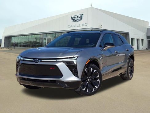 Used 2025 Chevrolet Blazer EV RS image 1