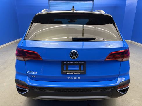 Used 2023 Volkswagen Taos SE image 6