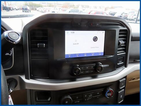 Used 2023 Ford F150 XLT image 15