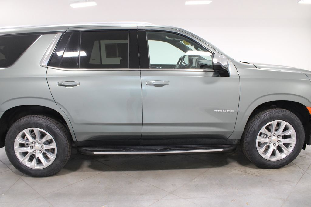 Used 2023 Chevrolet Tahoe Premier RWD image 11