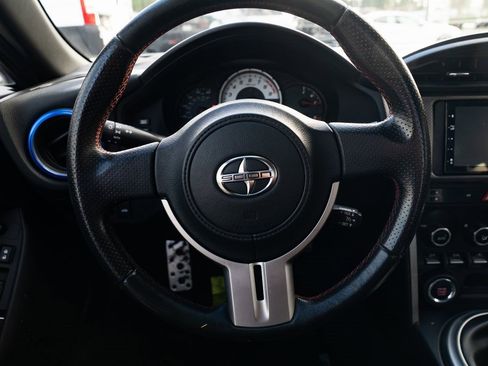 Used 2013 Scion FR-S 10 Series image 11